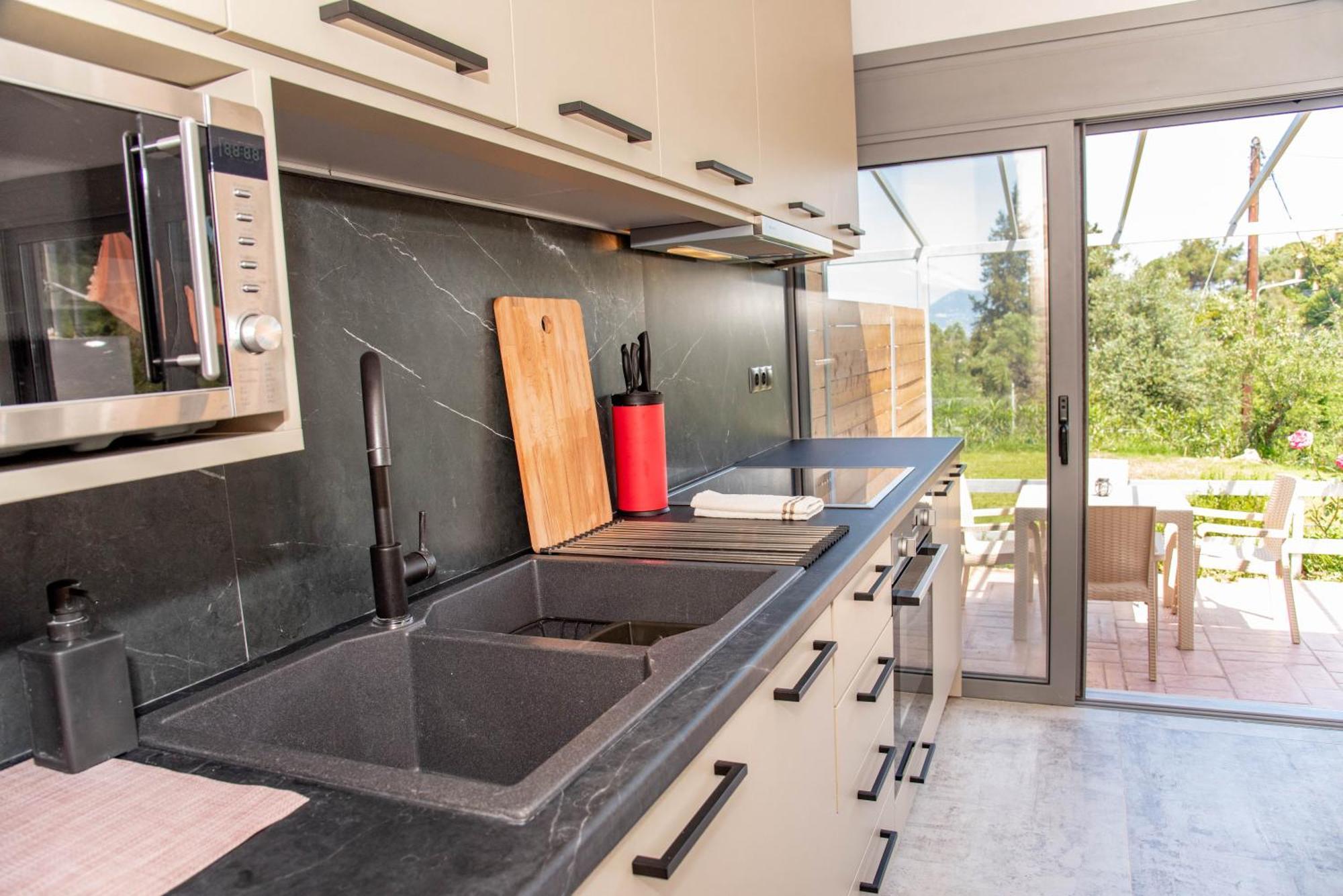 Gems Suites Corfu  Ngoại thất bức ảnh